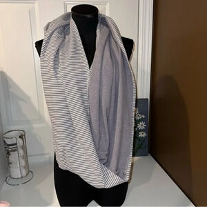Lululemon Vinyasa Scarf Rulu Grey White Stripe